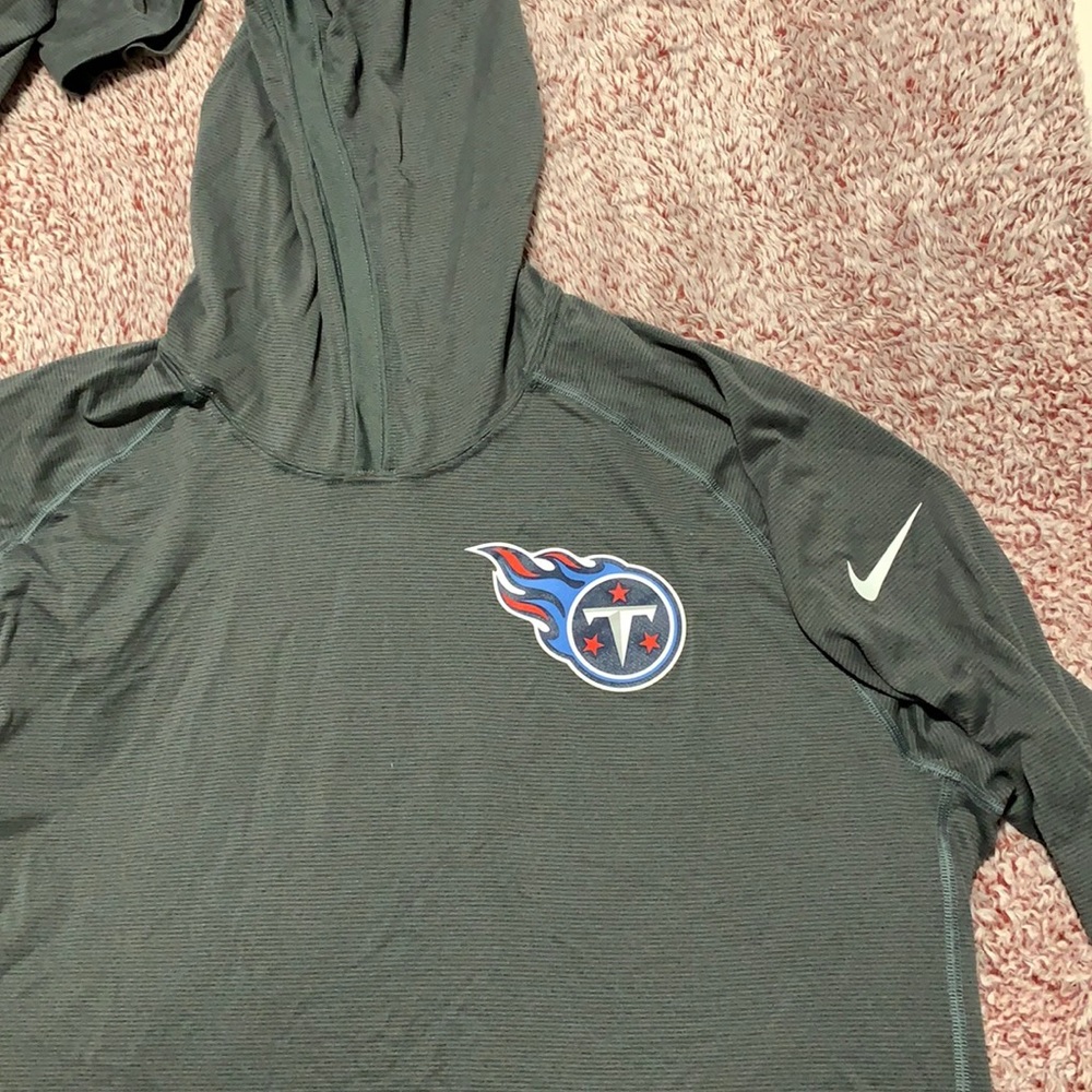 Nike titans